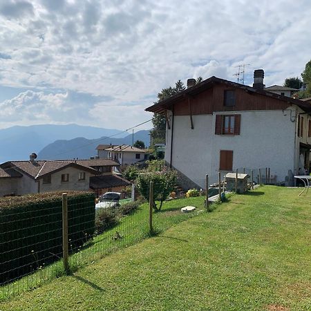 Casa Savina - Stupenda Vista Lago E Monti Plesio Exteriör bild