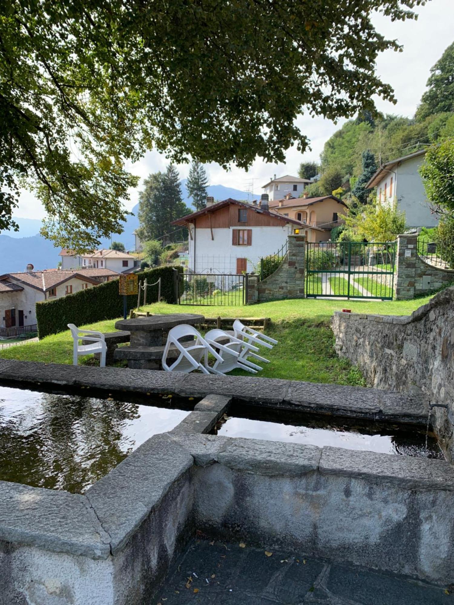 Casa Savina - Stupenda Vista Lago E Monti Plesio Exteriör bild