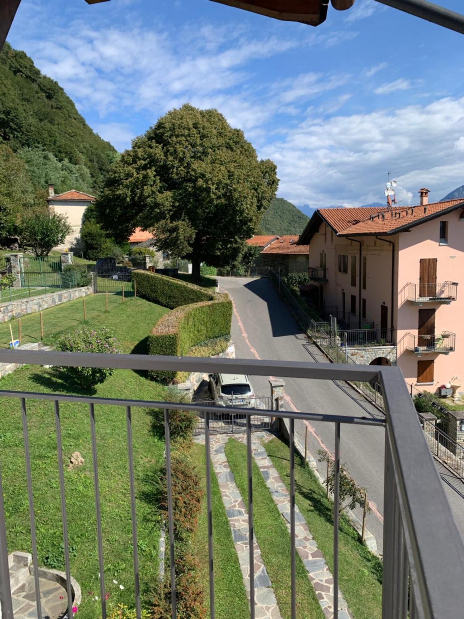 Casa Savina - Stupenda Vista Lago E Monti Plesio Exteriör bild
